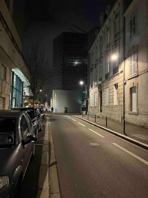 Apartamento L'Atypique D'Orléans Exterior foto